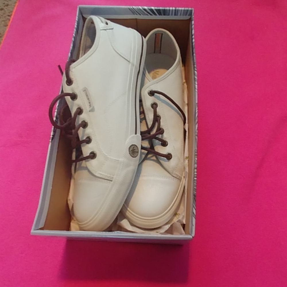 margaritaville shoes